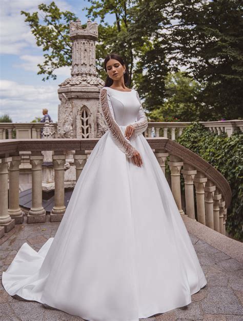 wedding gown simple elegant 12