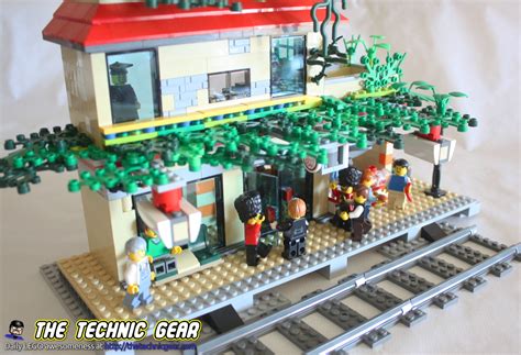 LEGO MOC: Two storey LEGO Train Station - LEGO Reviews & Videos