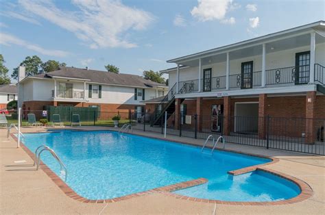 Riverwood Apartments - Monroe, LA | Apartments.com