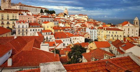 Lissabon Oude Stad Tuk Tuk Tour Getyourguide