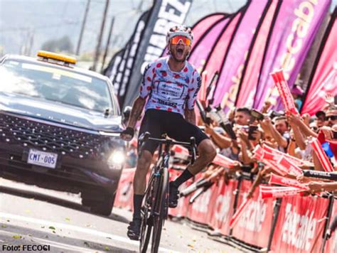 Vuelta a Costa Rica Sebastián Moya celebra la Nochebuena con victoria