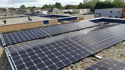 Zonnepanelen In Rijen Zonnepanelen Xtra Lg Sharp Solaredge