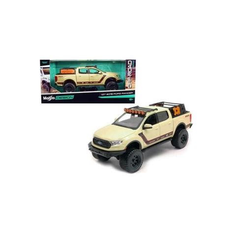 MAISTO Metalni model autića 1 24 2019 Ford Off Road Ranger 32540 49284