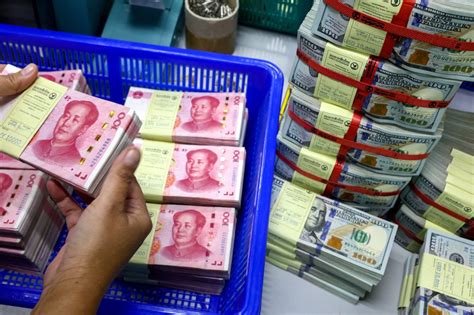 China S State Banks Step In To Support As Yuan Weakens To Six Month Low