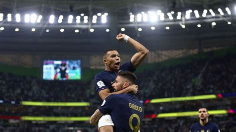 Kylian Mbappé, Olivier Giroud lift France to World Cup win over Poland ...