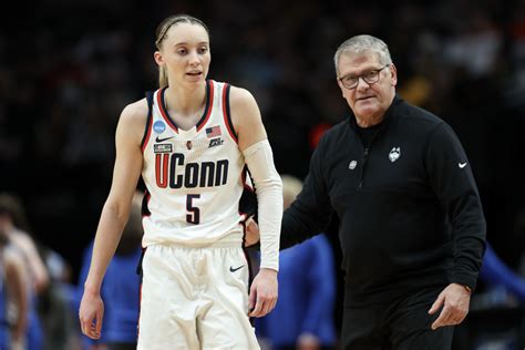 Geno Auriemma Paige Bueckers Wasn T Her Normal Self The Spun