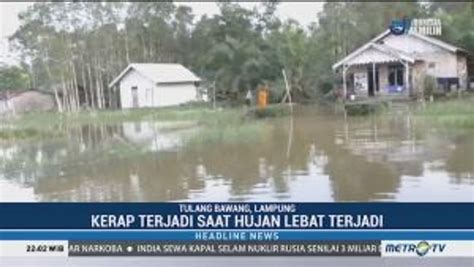 Banjir Rendam Dua Desa Di Tulang Bawang Video Dailymotion