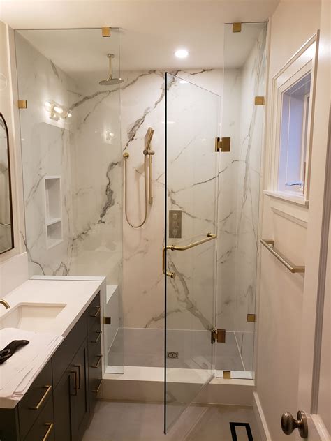 In Line Glass Shower In Toronto Belka Glass