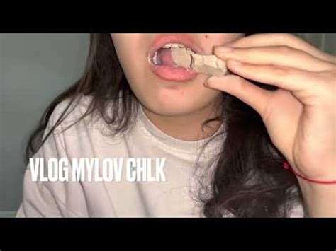 Asmr , crunch eating - YouTube