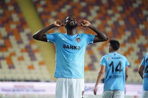 Super Lig Papy Djilobodji offre la victoire à Gaziantep contre Yeni