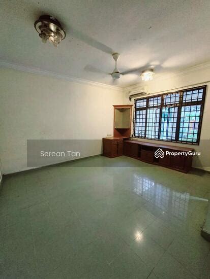 Double Storey Jalan Molek 2 Taman Molek Gated Guarded Full Loan