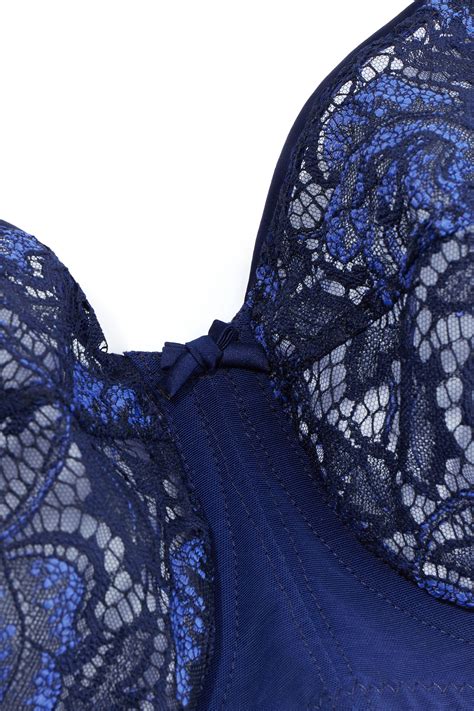 Soutien Gorge POITRINE GENEREUSE Dentelle Bleue Baliette