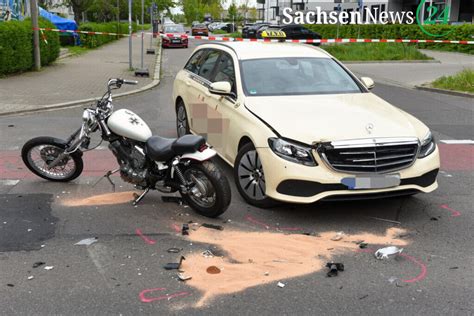 Leipzig Motorradfahrer Wird Bei Verkehrsunfall Schwer Verletzt