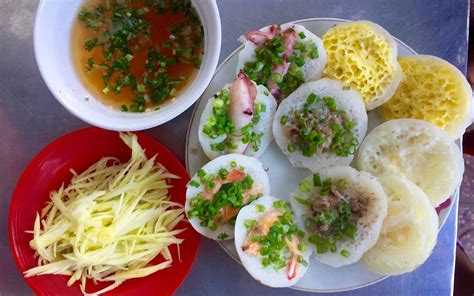 Pancake Style Dish - Delicious Vietnam