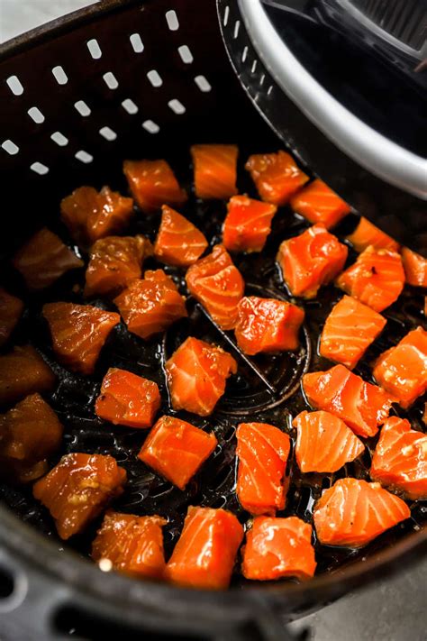 Air Fryer Salmon Bites