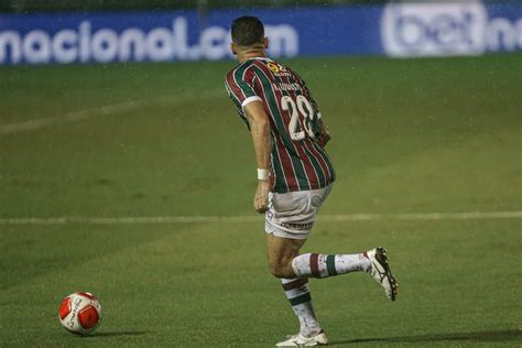 Renato Augusto Explica Escolha Pela Camisa 20 No Fluminense