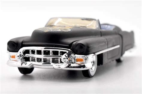 53 CADILLAC 53 BIARRITZ のレビュー100 ホットウィールより初代エルドラド 57377 Hot Wheels 情報まとめ ホットウィール にわかマニア