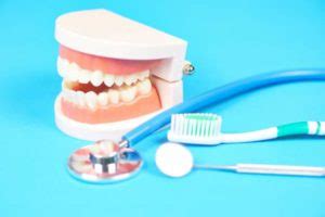 Soins Dentaires Lyon Gencives Caries D Tartrage Dr Compagnone