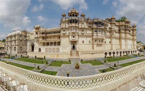 Best Time To Visit City Palace Udaipur (Udaipur) In 2025