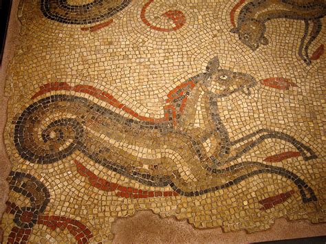 File:Roman Baths, Bath - Sea Horse Mosaic.jpg - Wikimedia Commons