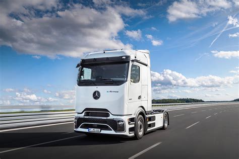 Weltpremiere Bühne frei für den Mercedes Benz eActros 600 electrive net