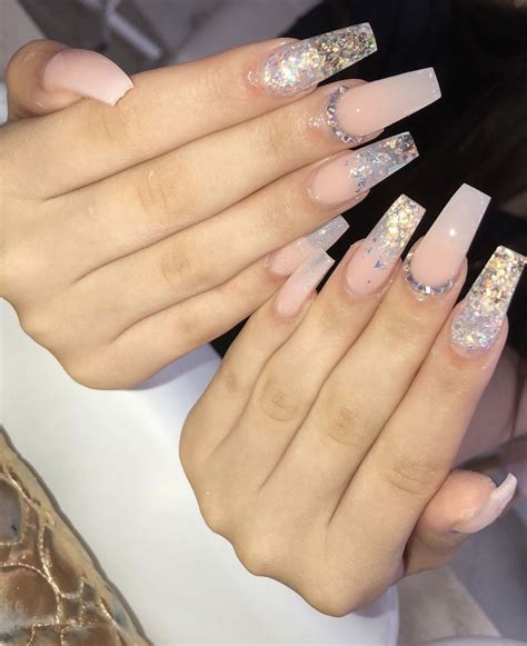 Pin by 𝐅 𝐓 on Nails Quinceanera nails Long acrylic nails Champagne