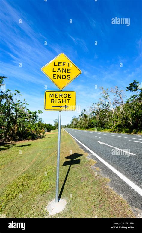 Merge Right Road Sign - Goimages County