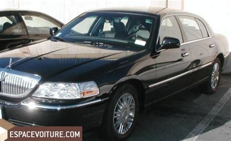 Lincoln Town car occasion à Marrakech essence couleur Noir Réf MAH698