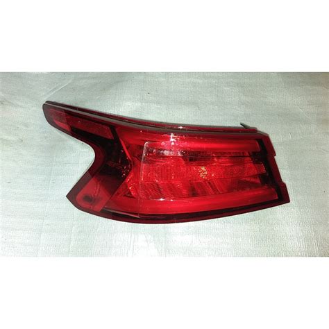 Nissan Maxima Left Led Tail Lamp Ra A Ra A