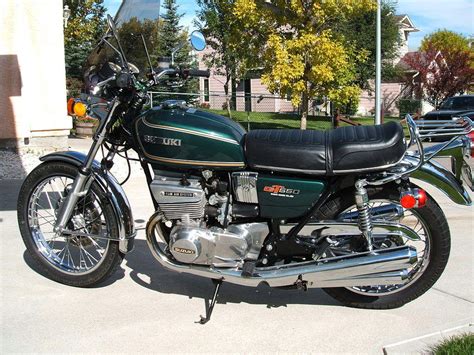 Suzuki GT550 Field Guide