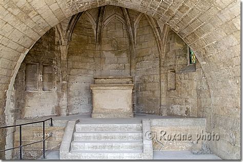 Photo Chapelle romane saint Bénezet Pont saint Bénezet Pont d Avignon