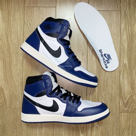 Air Jordan 1 High OG Midnight Navy DZ5485-401