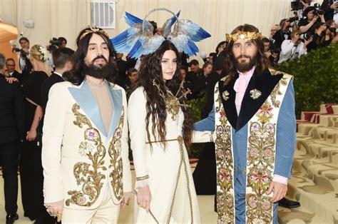 Lana Del Rey wore an avian headpiece to the Met Gala | The FADER