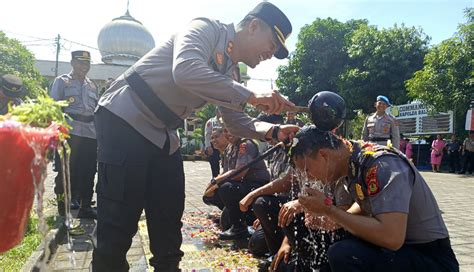 NUSABALI 30 Personel Polres Jembrana Naik Pangkat