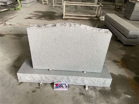 Dalei Stone Professional Headstone Manufacturer