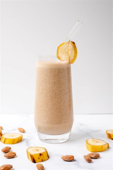 5-Minute Banana Almond Milk Smoothie - Real Food Whole Life