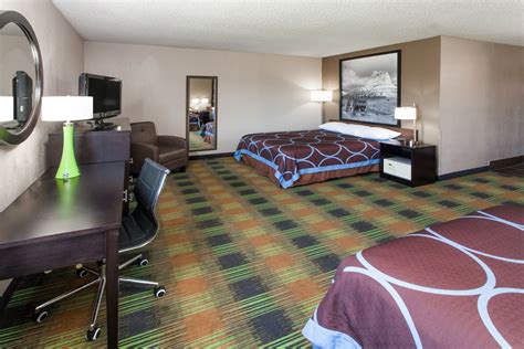 Super 8 by Wyndham Keokuk | Keokuk, IA Hotels