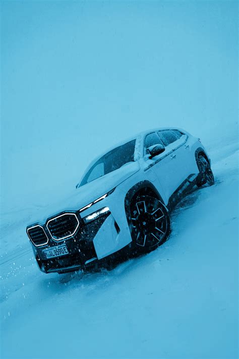 BMW XM :: Behance