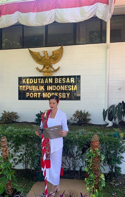 Aline Adita Menjadi MC Di KBRI Port Moresby PNG Avatara88