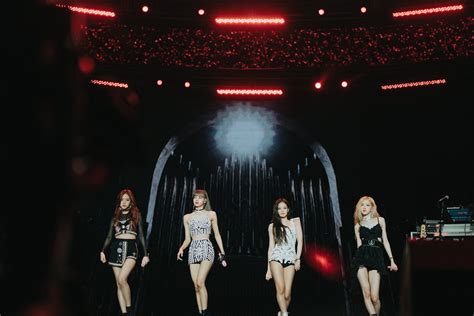 𝗕𝗣 On Twitter In 2020 Blackpink Coachella Black Pink