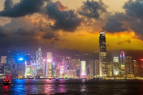 Premium Photo Victoria Harbour In Hong Kong At Sunset