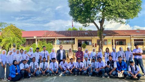 Unismuh Makassar Motivasi Siswa SMA PGRI Sungguminasa untuk Meraih ...