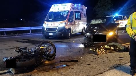 Incidente Stradale A Solaro Milano Uomo In Moto Di Anni In Codice