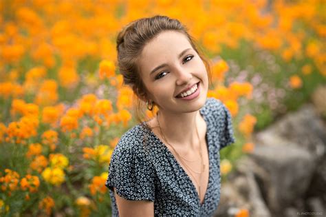 Lods Franck Smiling Women Model Portrait 500px Meline Borrajo Wallpaper