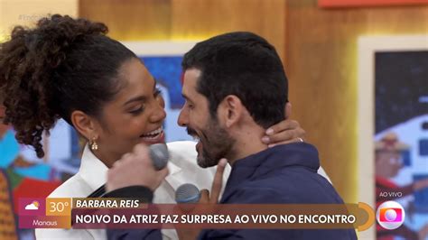 Quem O Noivo Da Atriz Barbara Reis Eles Deram Beij O Na Tv