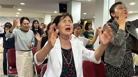 After 73 Years Divided, South Korean Christians Pray Fervently for ...