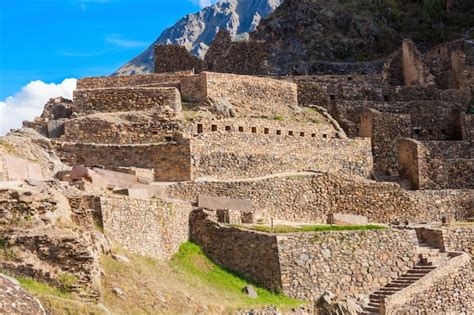 Premium Photo | Ollantaytambo ruins