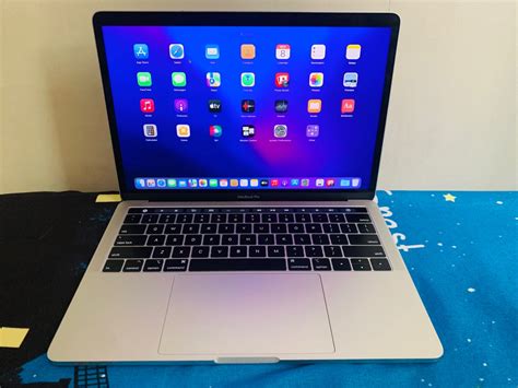 MacBook Pro 2019 Touchbar 13 Inch Core I5 16gb RaM 256gb Storage