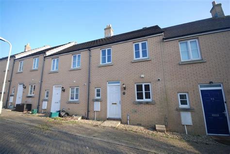 Kimberley Park Northam 2 Bed Terraced House £725 Pcm £167 Pw