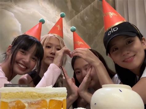 Blackpink Rayakan Anniversary Debut Ke Sebagai Grup Lengkap